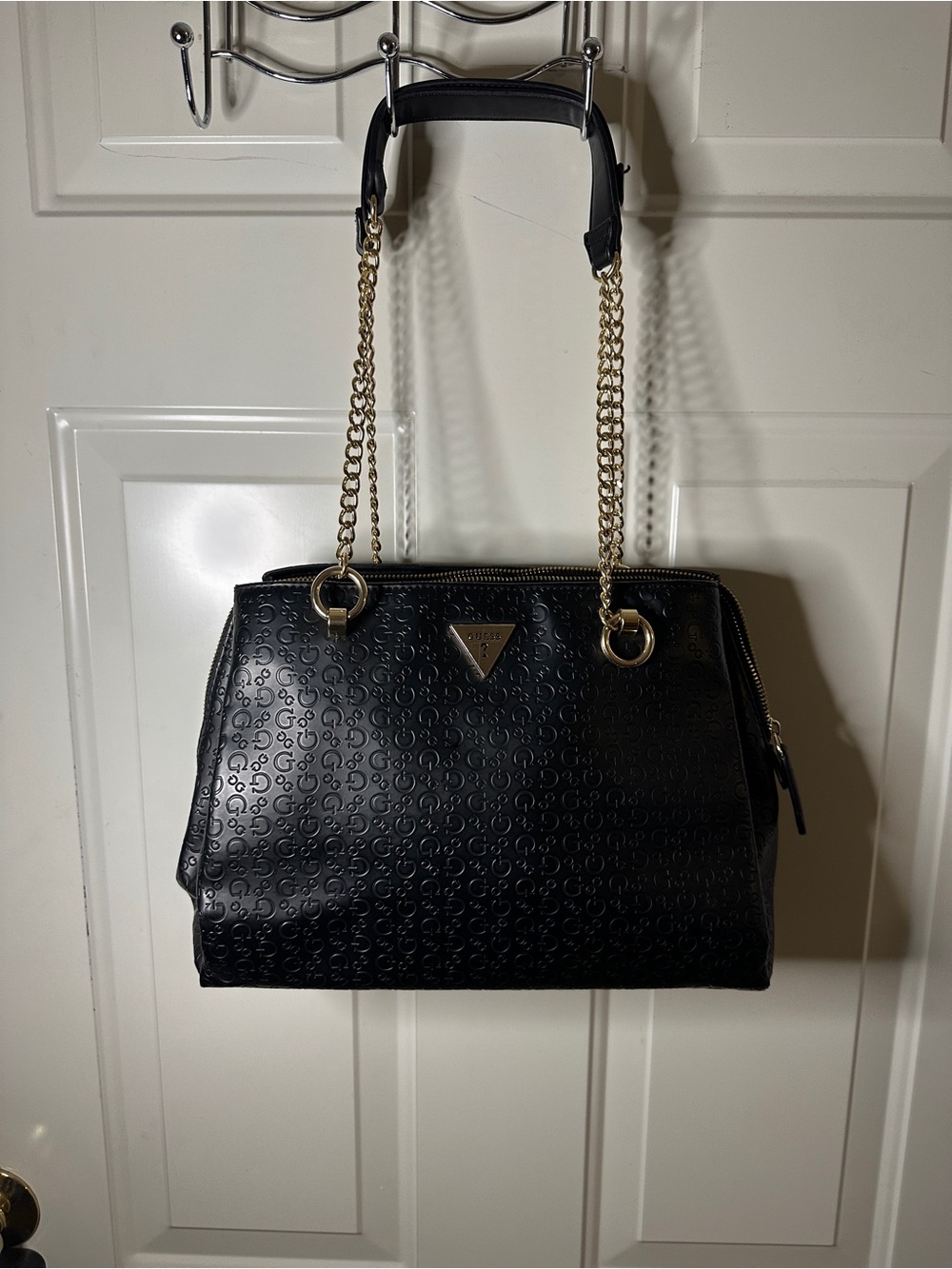 GUESS purse - Picture 13 of 13